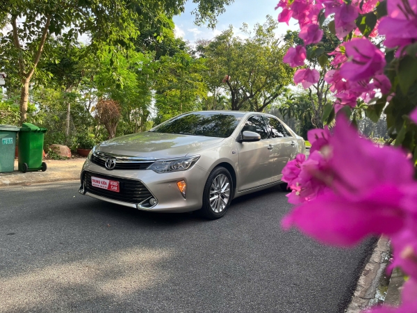 Toyota Camry 2.5Q | 2017 | Nâu Vàng | Siêu hot