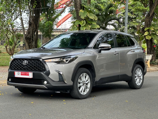 Toyota Corolla Cross 1.8G | Bạc | 2022 | Mới về